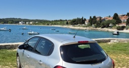 Peugeot 208 1,2 PureTech,  samo 71000 km
