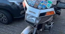 Honda goldwing