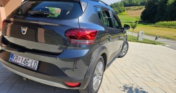 Dacia Sandero Stepway 1.0 comfort – 2021. Godina | prvi vlasnik