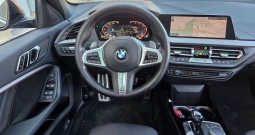 BMW SERIJA 1 118d AT AVANTAGE