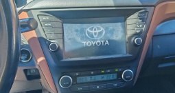 Toyota avensis 2.0 d,105 kw,reg 6/27,puno opreme,neispravna,zamjena ili otplata