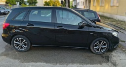 Mercedes Benz B180