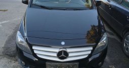 Mercedes Benz B180