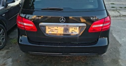 Mercedes Benz B180