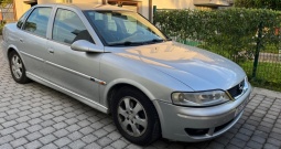 Opel Vectra 2.2 DTI 16V 125 KS | VP44 | Automatska klima | Nove Conti
