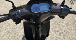 Aprilia SR 50-2T Motard,mod.'20.,uščuvana,kao nova,može na kartice!
