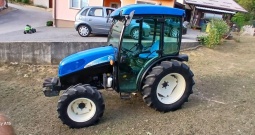 New Holland T3030 50 konja 2009 g sa 1057 sati