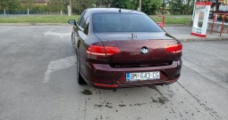 Prodajem osobni automobil