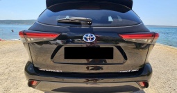 Toyota Highlander Hybrid 2.5 HSD AWD 5D E-CVT EXECUTIVE