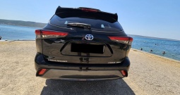 Toyota Highlander Hybrid 2.5 HSD AWD 5D E-CVT EXECUTIVE
