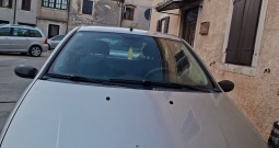 Prodajem Fiat Punto