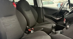 PEUGEOT 208 1.6 HDI