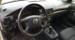 Vw passat karavan 1998, odjavljen benzin/plin izgorila instalacija motora