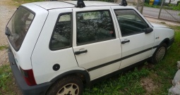 Fiat uno 1990 benzin/plin neregistriran od 2020 za uređivanje