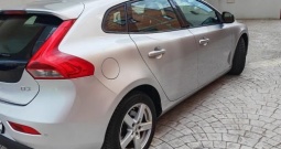 Volvo V40 D3, odlično stanje