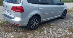 Prodajem VW touran 1.6 sa 7 sjedala