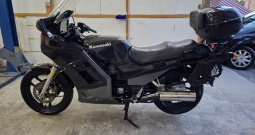 Kawasaki GTR 1000