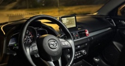 Mazda 3 Revolution G120, 2015. god. Registriran do 08/2027.