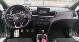 Prodsjem kia ceed karavan 1.6 D, GT Line full oprema, rijedak primjerak