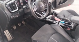 Prodsjem kia ceed karavan 1.6 D, GT Line full oprema, rijedak primjerak