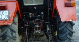 Zetor 43-40 sa utovarivačem