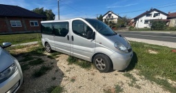 Opel Vivaro 2.0 CDTIi 8+1 putnički+ kuka