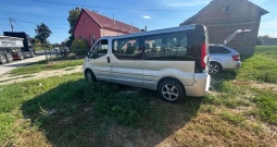 Opel Vivaro 2.0 CDTIi 8+1 putnički+ kuka