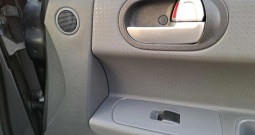 Mitsubishi Colt 1.1 (klima, vlasnik, reg.)