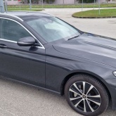 Mercedes E 300 de 4 Matic T, plug in hybrid, odlično stanje, full oprema