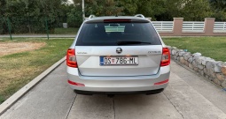 Škoda Octavia Combi 1.6 TDI Elegance