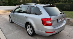 Škoda Octavia Combi 1.6 TDI Elegance