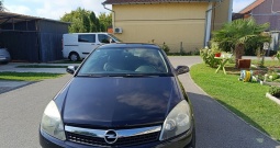 Opel Astra GTC 1.6, 85 kW, 2009.g.