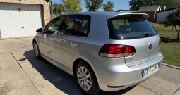 VW Golf 6 1.6 TDI Sportline, Servisna Knjiga