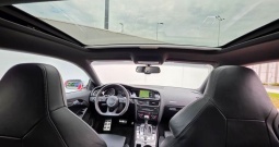 AUDI RS5 4.2 V8