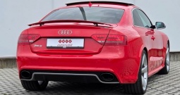 AUDI RS5 4.2 V8