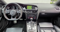 AUDI RS5 4.2 V8