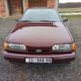 Oldtimer automobili Ford scorpio