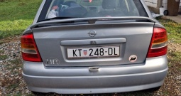 Opel Astra 1.6 16v Reg.12/26
