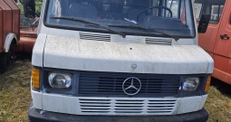 Mercedes 207