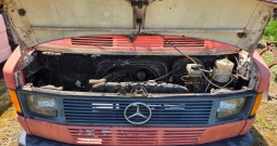 Mercedes 208