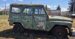 UAZ