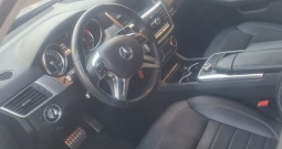 Mercedes Benz ML 350 u odličnom stanju, 2015 god.