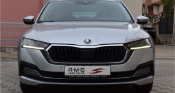 Škoda Octavia Combi 2.0 TDI Automatik -Ambilight,Kamera,DAB -Clever
