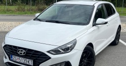 Hyundai i30 1. 6crdi 2021 samo 140 tisuca km