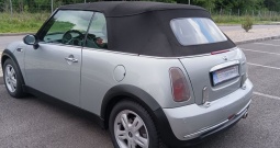 Mini Cooper Cabrio klima, odličan