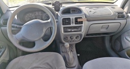 Povoljno ! Renault Clio 1.4 16 V, 2001. g. !