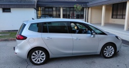 Opel zafira tourer 2.0CDTI 165KS