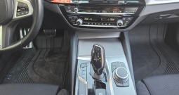 BMW SERIJA 5 530i M