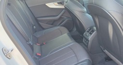 AUDI A4 2.0 TDI S line