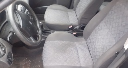 FORD FOCUS 1.6 rezervni djelovi limarije i mehanike